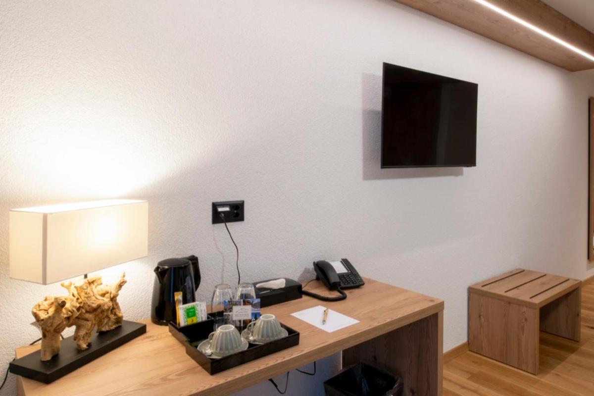Boutique Hotel Corbetta - Spa 60M2 - La Montagne A 5 Minutes De L'Autoroute A12 Aux Paccots Sur Montreux - Nouveau Loft Familial - Profitez Du Lac Leman Et Des Montagnes En Meme Temps Les Paccots Exterior photo