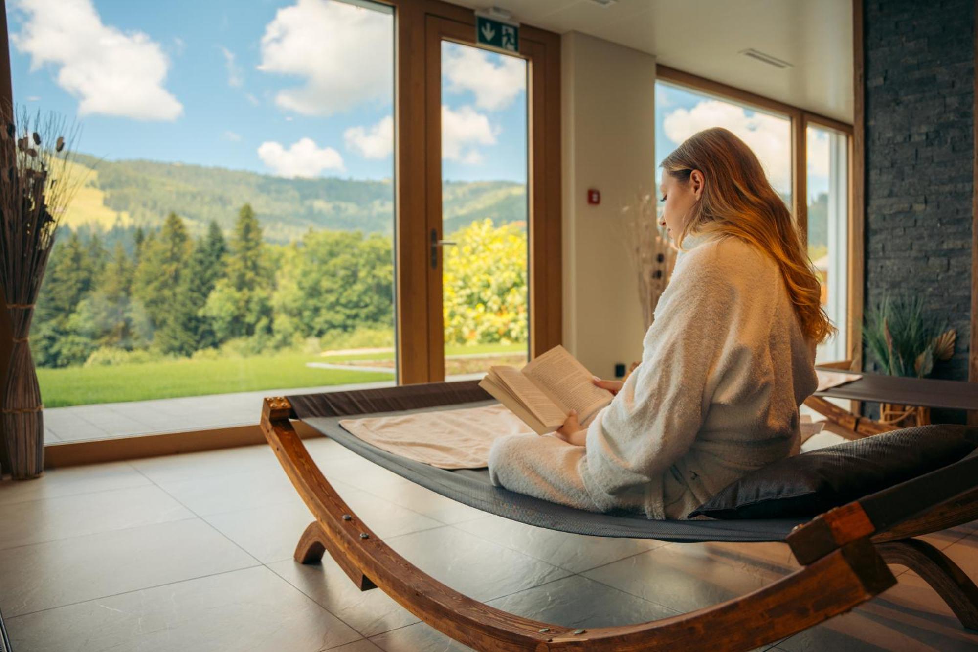 Boutique Hotel Corbetta - Spa 60M2 - La Montagne A 5 Minutes De L'Autoroute A12 Aux Paccots Sur Montreux - Nouveau Loft Familial - Profitez Du Lac Leman Et Des Montagnes En Meme Temps Les Paccots Exterior photo